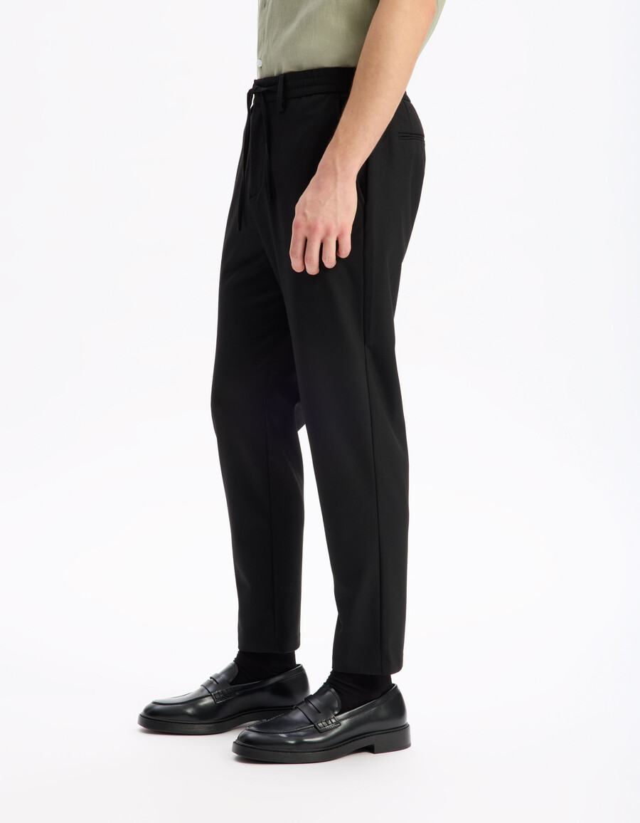 schwarze schmal geschnittene stretchhose in 78-länge für den ganzen tag