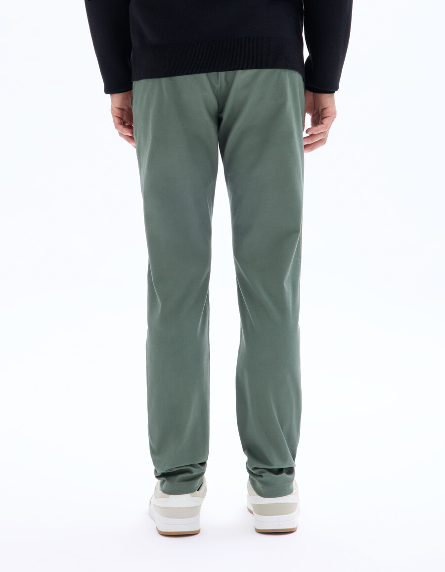 schmale chino-hose aus stretch-baumwolle