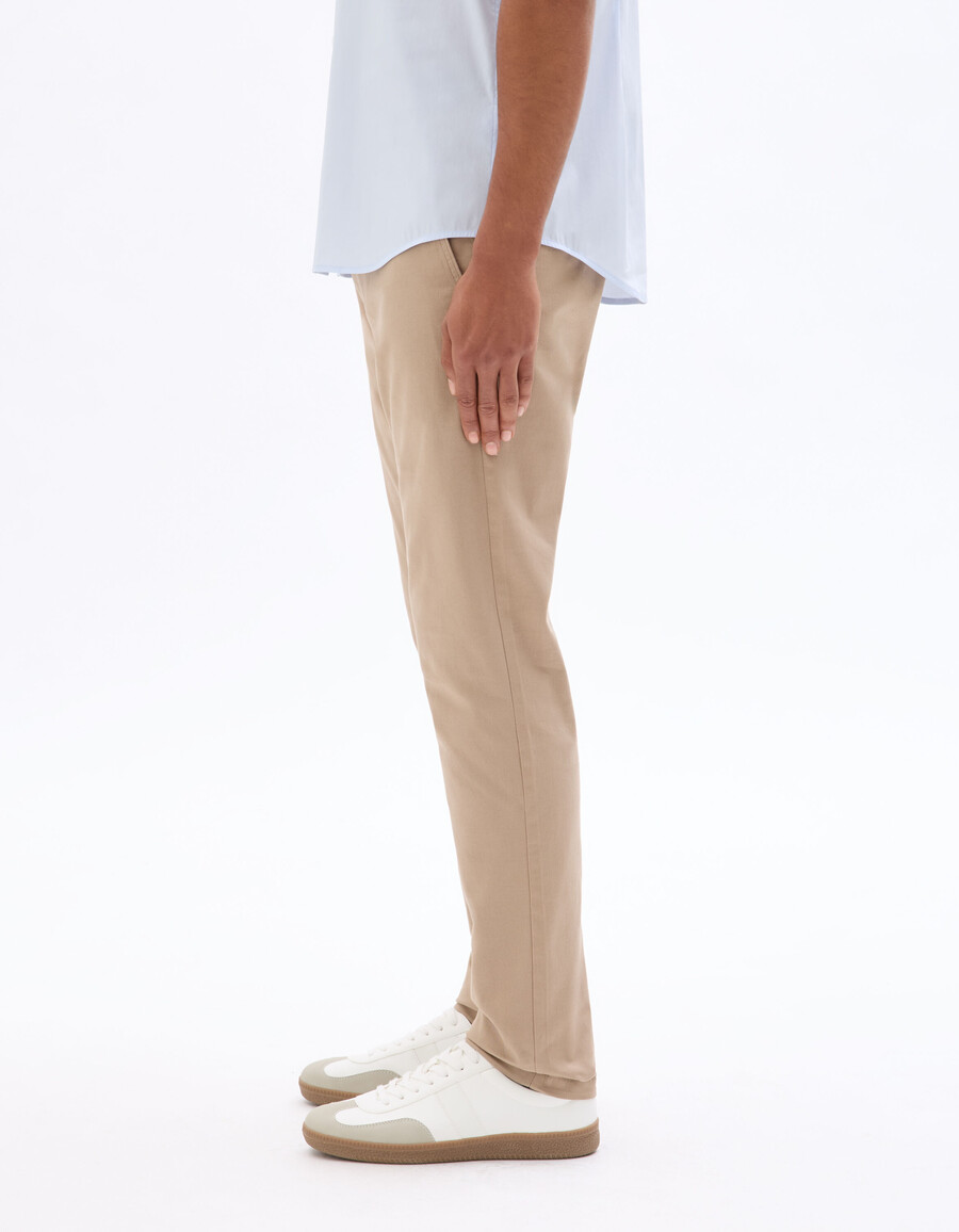 schmal geschnittene chino-hose aus stretch-baumwolle