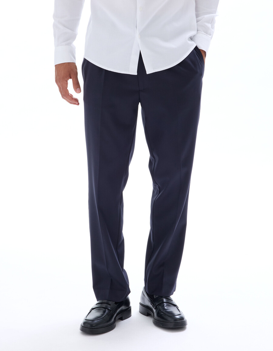 gerade geschnittene chino-hose aus stretch-twill