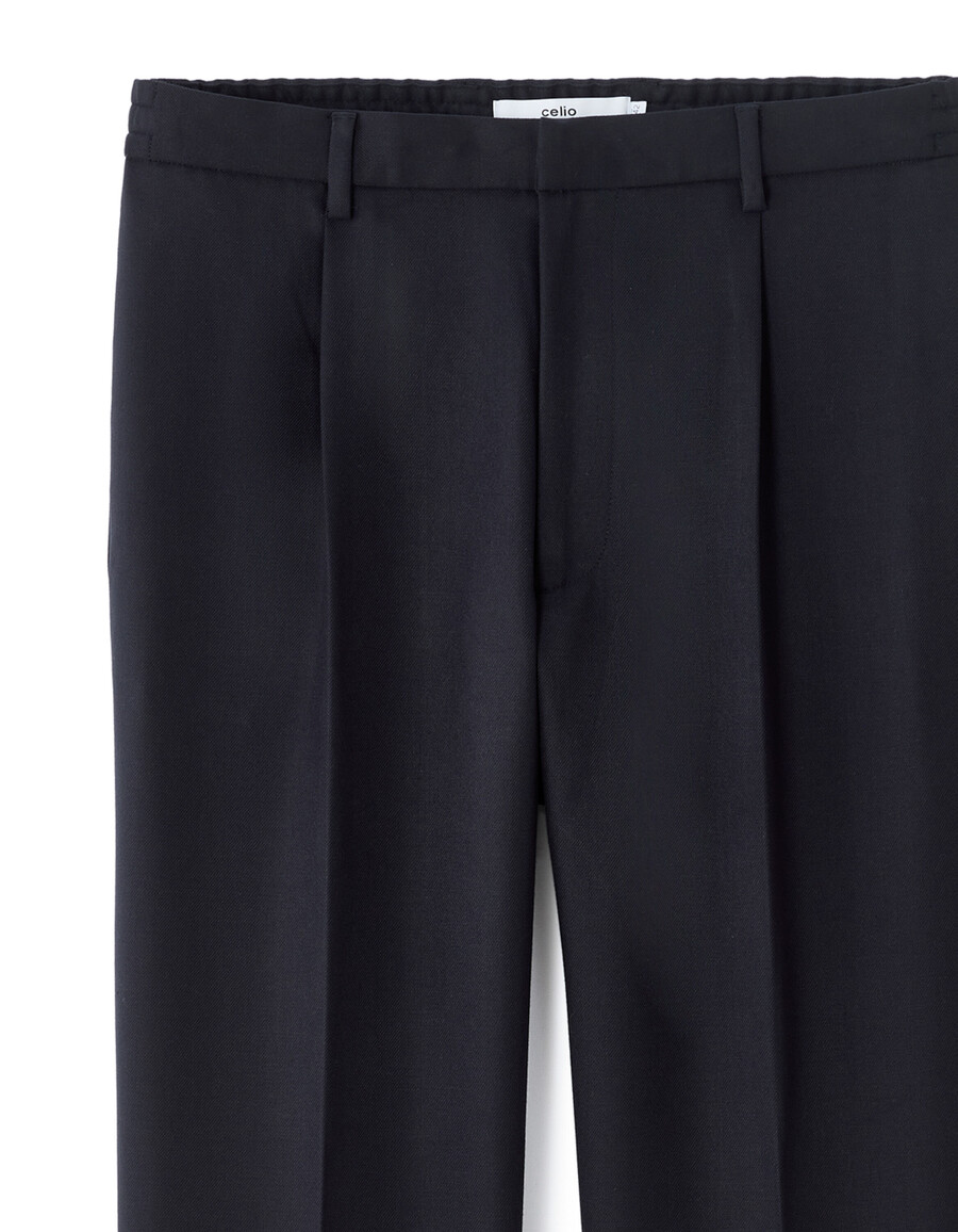 gerade geschnittene chino-hose aus stretch-twill