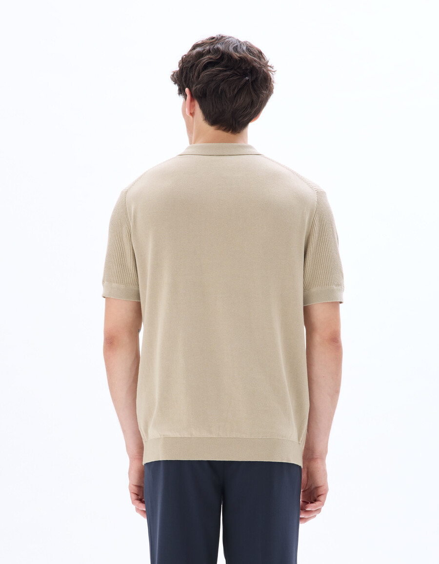 kastenförmiges poloshirt aus strukturiertem strickmaterial 100 baumwolle