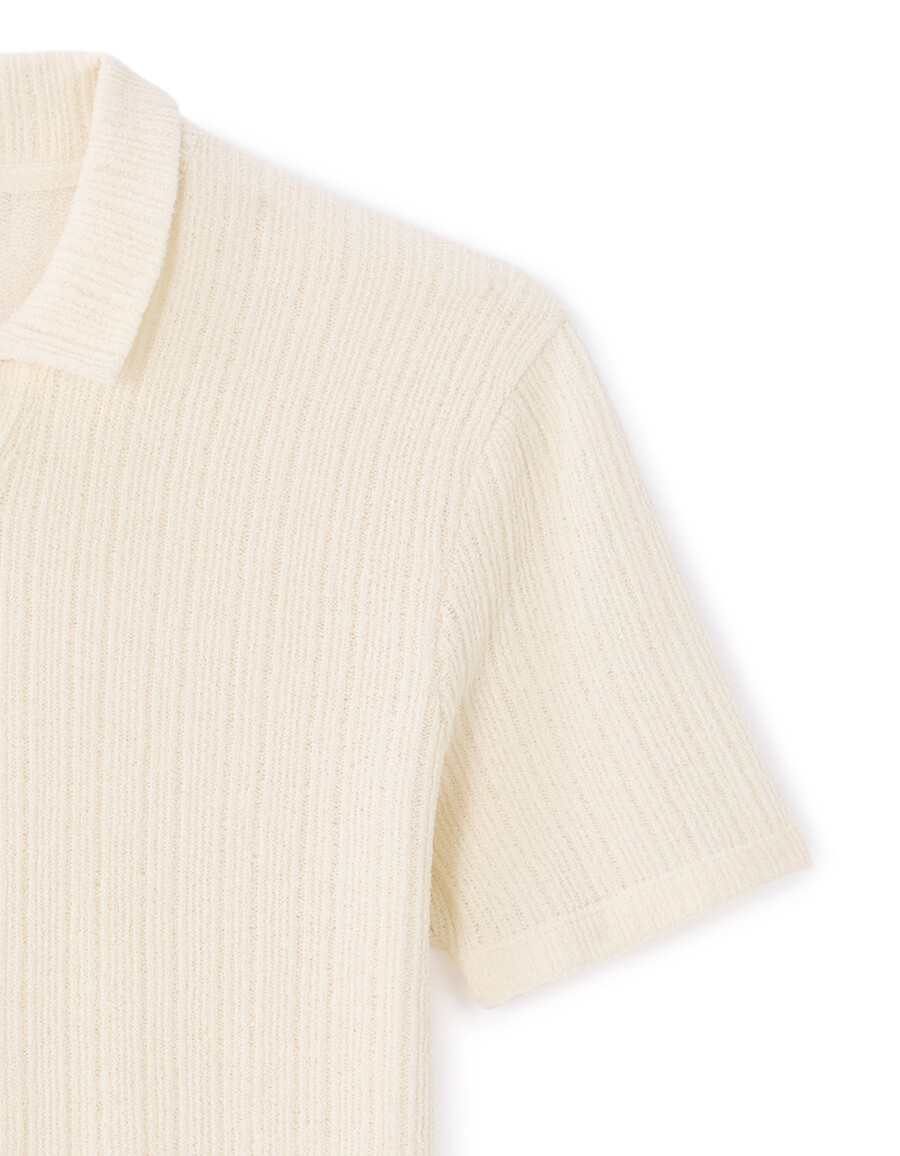 poloshirt mit rippstrick in regulärer passform