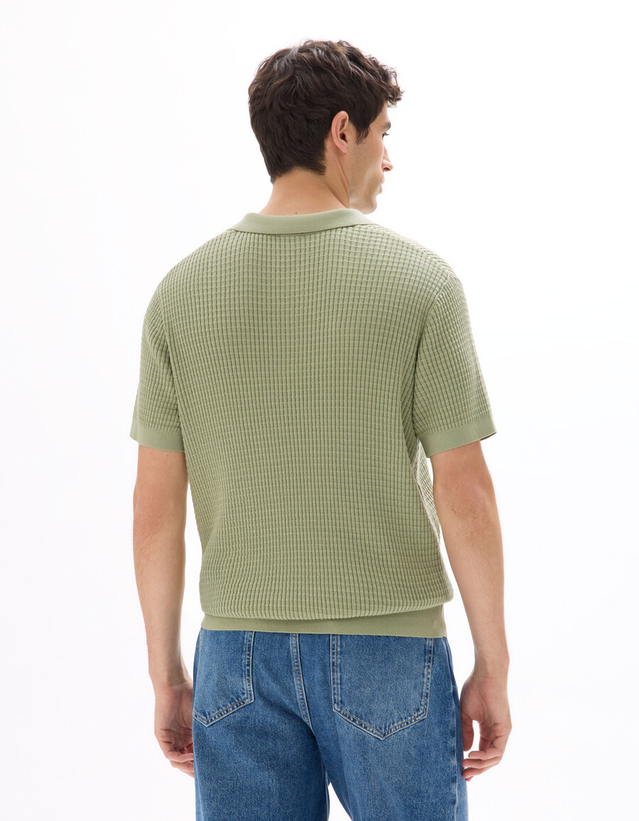 poloshirt mit rippstrick in regulärer passform