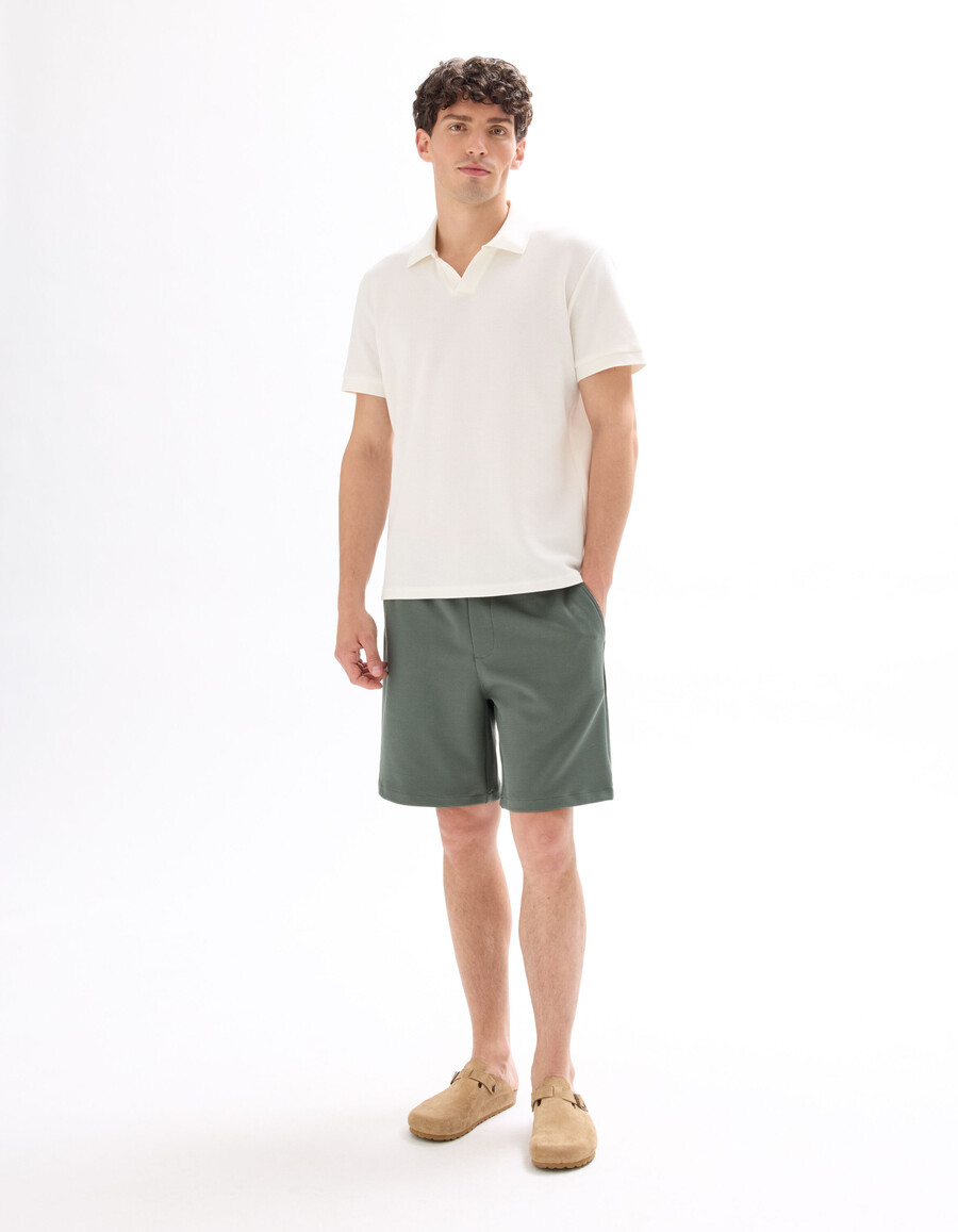 poloshirt mit regulärer passform und waffelstrickmuster