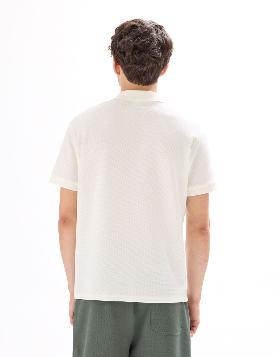 poloshirt mit regulärer passform und waffelstrickmuster
