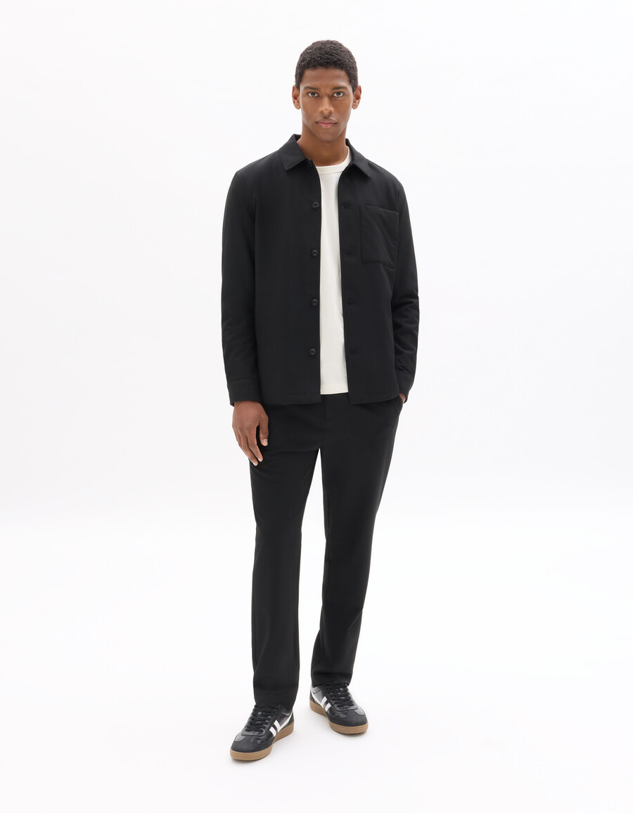 schwarzes gestepptes futter-overshirt