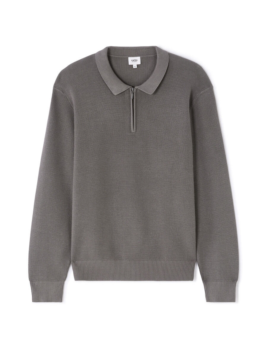 polo-pullover mit geprägtem reißverschluss