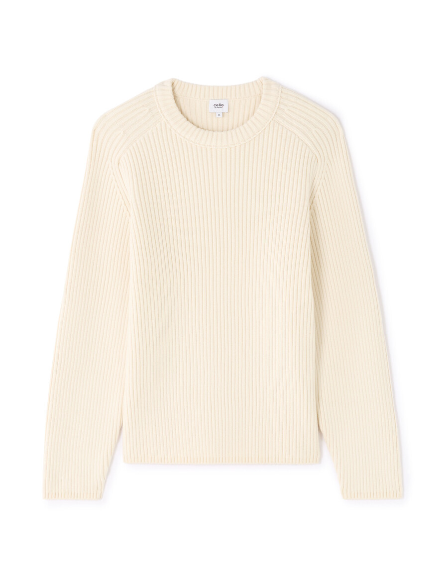 gerippter strickpullover mit rundhalsausschnitt