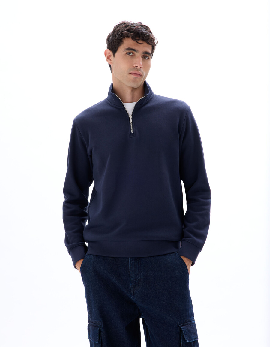 sweatshirt mit truckerkragen in regulärer passform