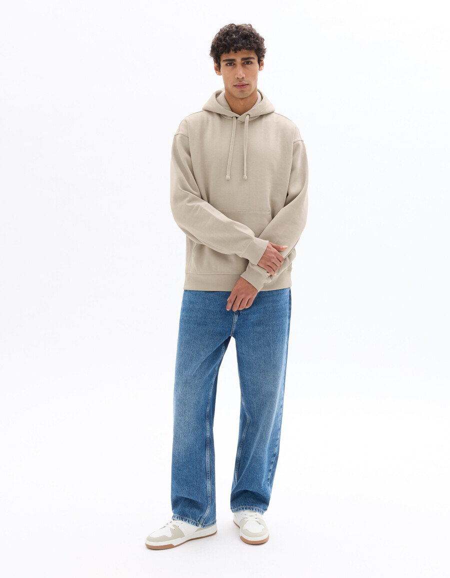 oversized zip-up hoodie