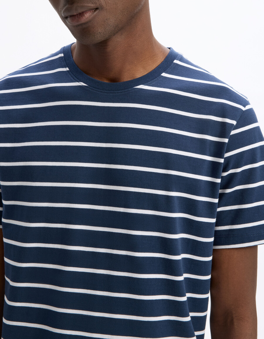 gestreiftes t-shirt mit geradem schnitt 100 baumwolle