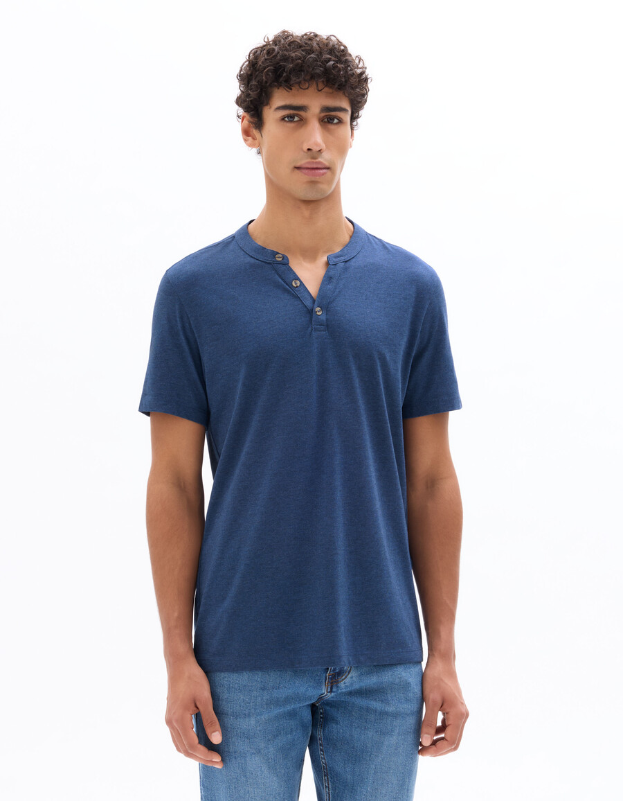 henley-t-shirt aus baumwollmischgewebe mit regulärer passform