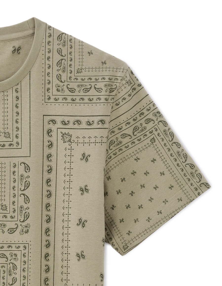 kastenförmiges t-shirt mit rundhalsausschnitt 100 blumenmuster