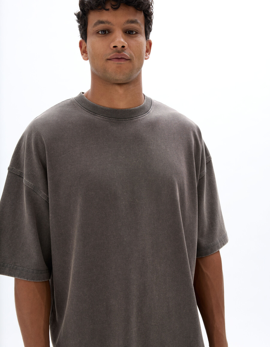 oversized-t-shirt mit rundhalsausschnitt 100 gewaschene und geprägte baumwolle