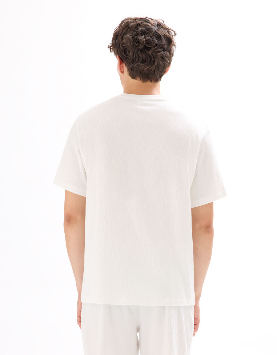 kastenförmiges plissiertes t-shirt mit rundhalsausschnitt