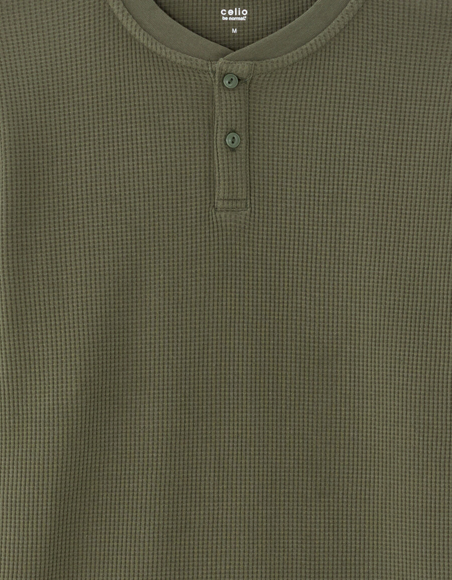 langarm-t-shirt in regulärer passform 100 waffelstrick-baumwolle